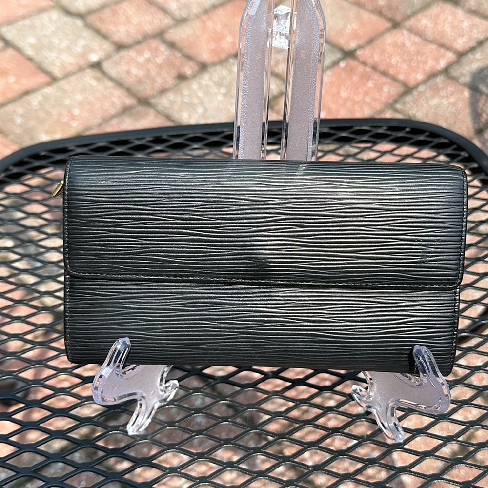 Vintage LV Black EPI Wallet - Picture 10 of 17